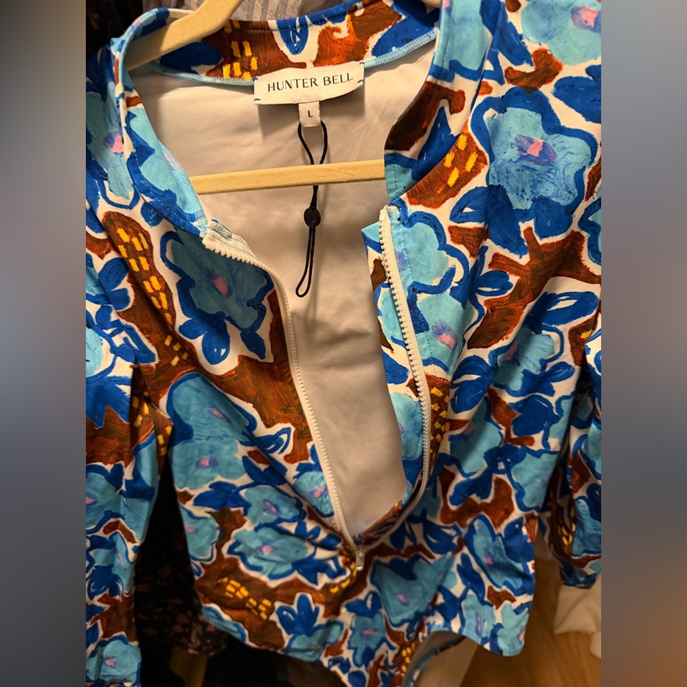 Hunter Bell Blue and Brown Patterned Rash Guard - Picture 4 of 13